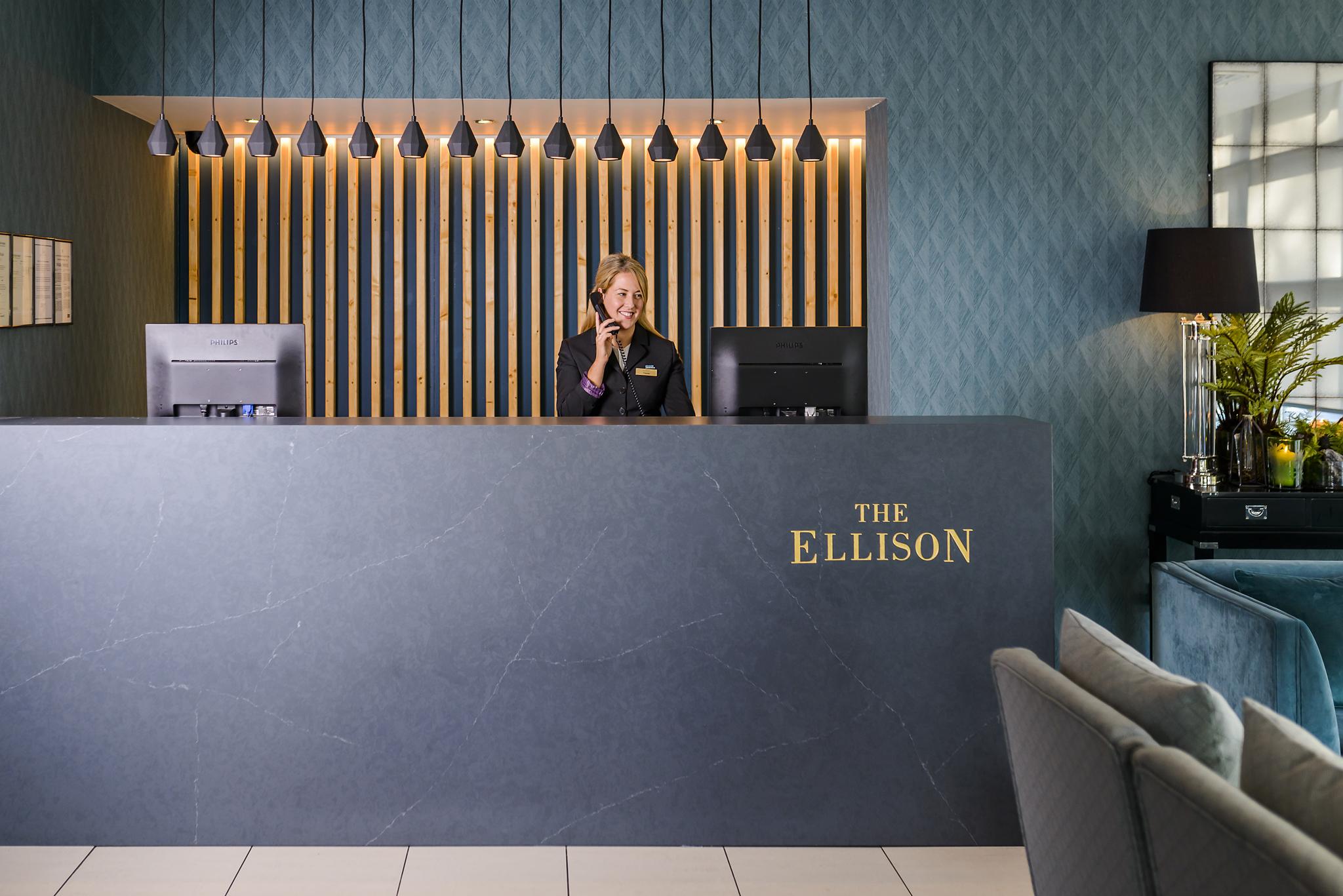 The Ellison Hotel Castlebar Buitenkant foto