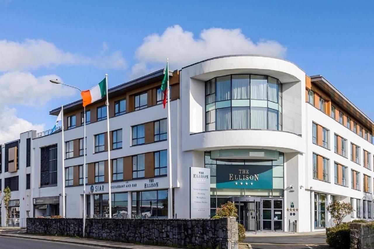 The Ellison Hotel Castlebar Buitenkant foto
