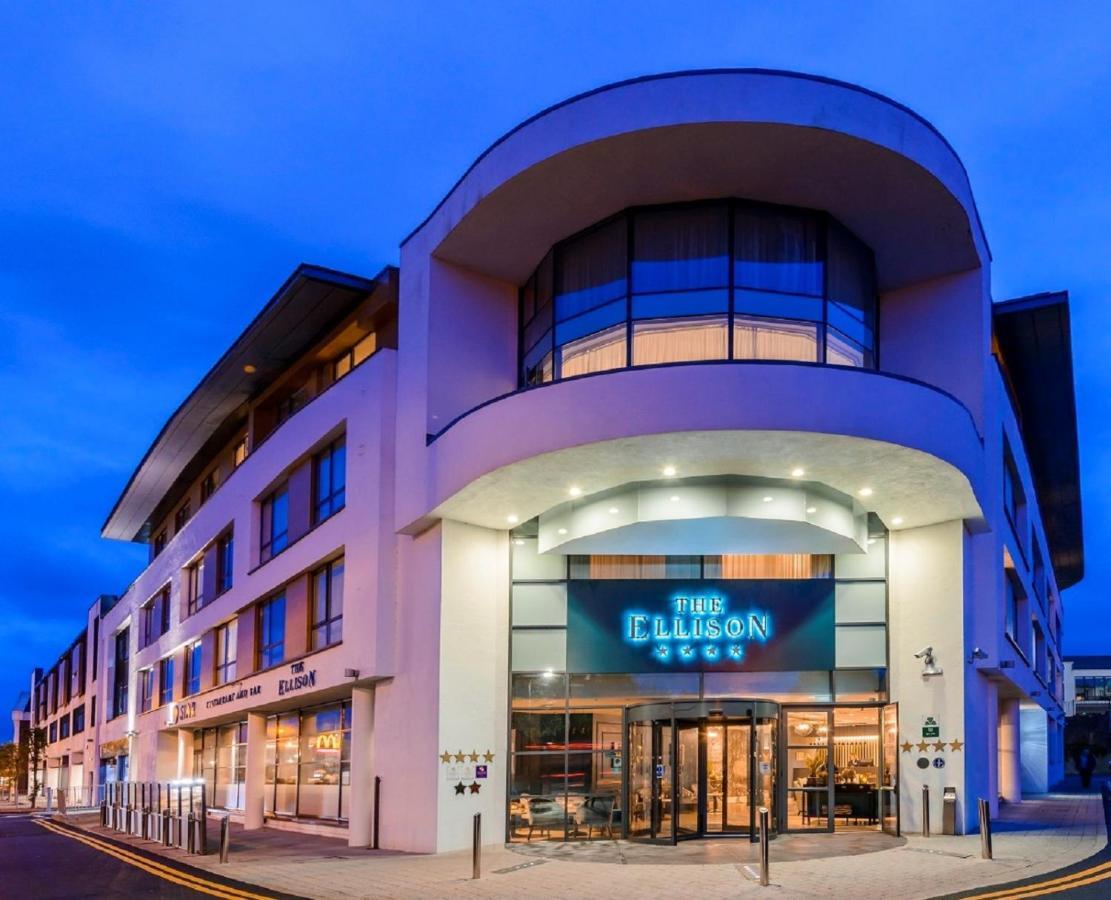 The Ellison Hotel Castlebar Buitenkant foto